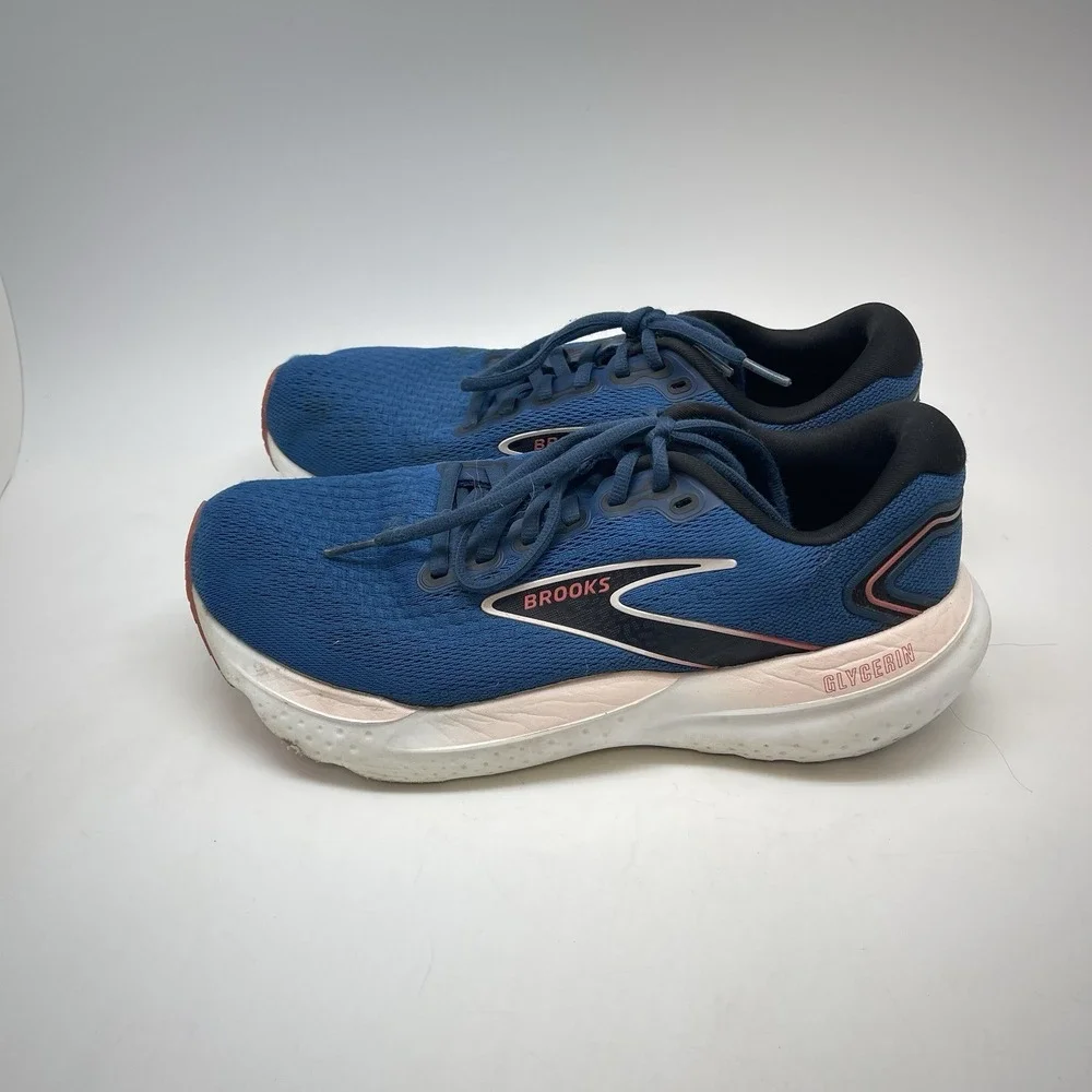 Brooks size womens
